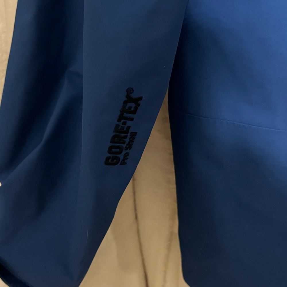 Outdoor research gortex waterproof jacket - Picture 3 of 4